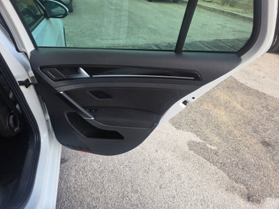 Volkswagen Golf 2.0 TDI 5p. Highline BlueMotion Technology (16)