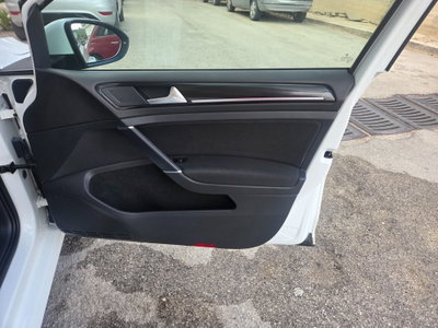 Volkswagen Golf 2.0 TDI 5p. Highline BlueMotion Technology (17)
