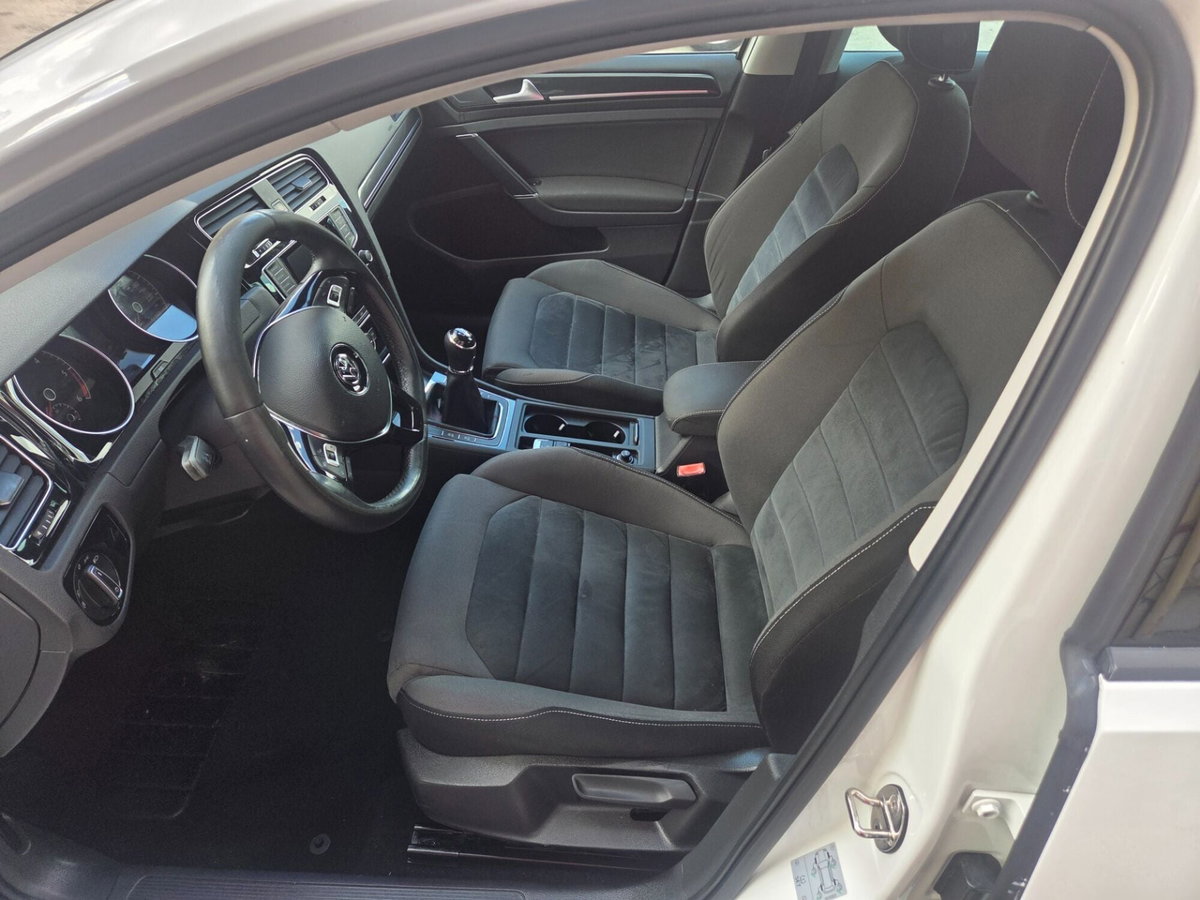 Volkswagen Golf 2.0 TDI 5p. Highline BlueMotion Technology (20)