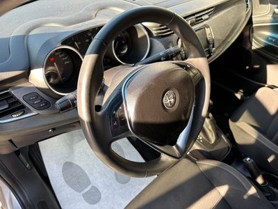 Alfa Romeo Giulietta 1.6 JTDm Ti 120cv (12)
