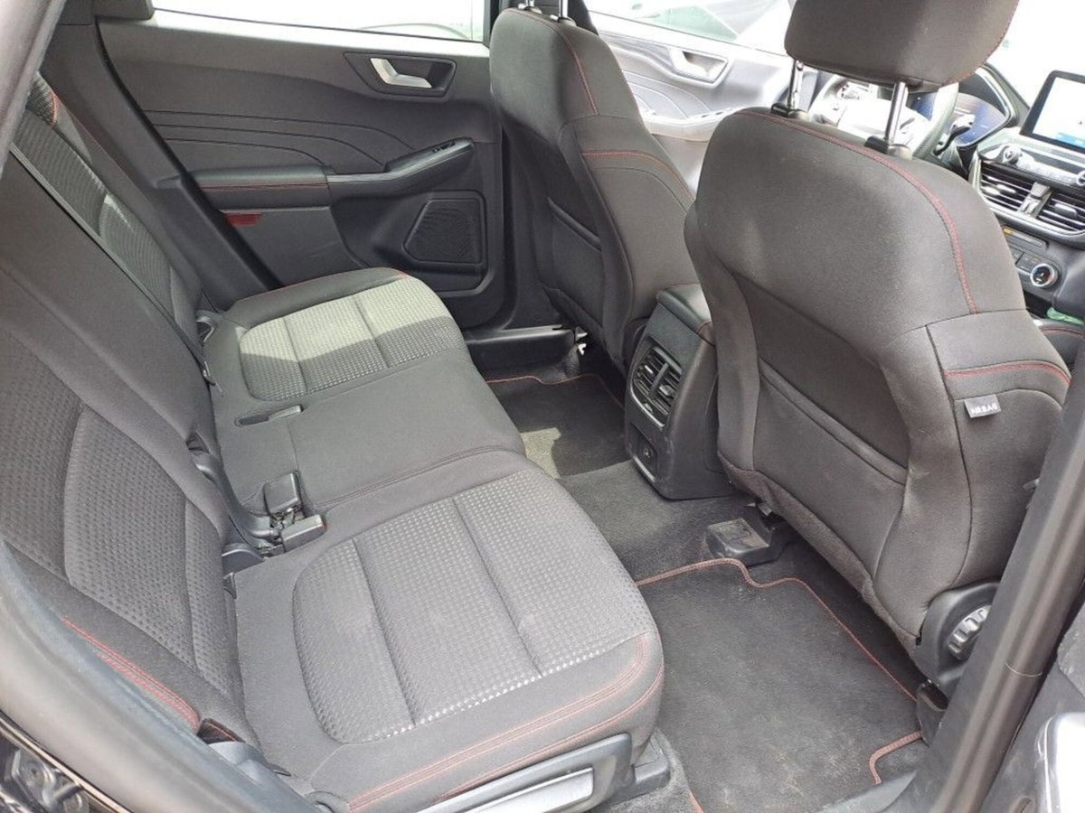 Ford Kuga 1.5 EcoBlue 120 CV 2WD ST-Line (8)