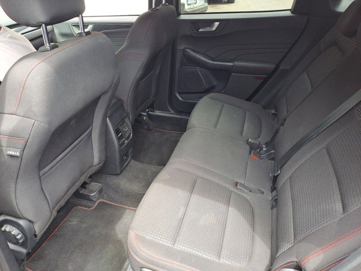 Ford Kuga 1.5 EcoBlue 120 CV 2WD ST-Line (9)