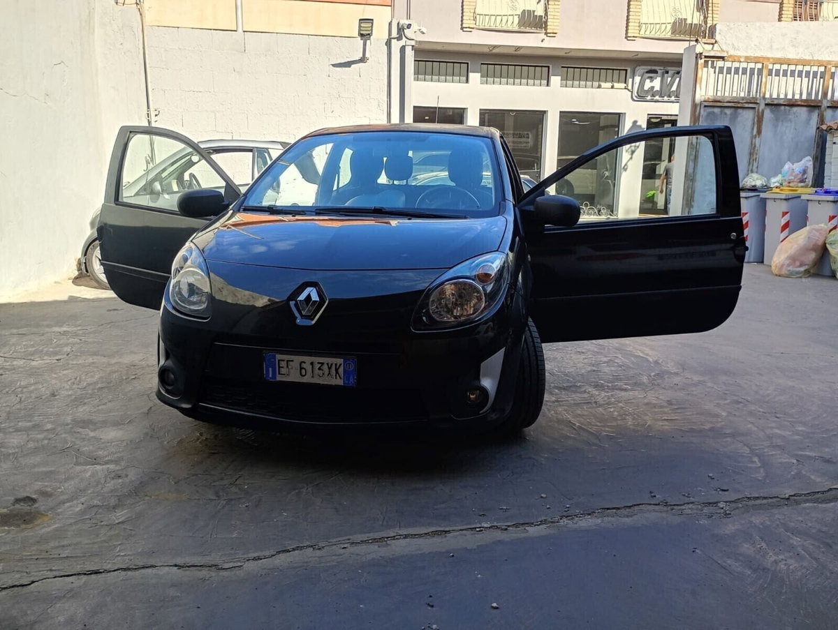 Renault Twingo 1.2 16V LEV Dynamique (2)
