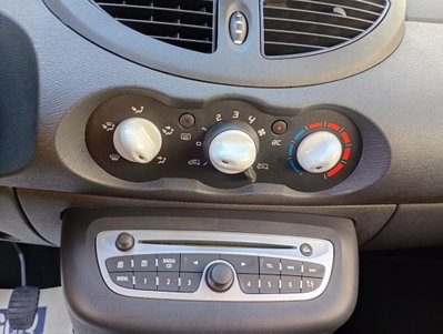 Renault Twingo 1.2 16V LEV Live (8)