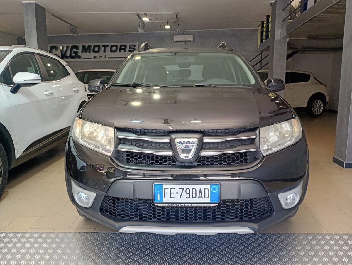 Dacia Sandero Stepway 1.5 dCi 8V 90CV (2)