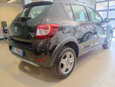 Dacia Sandero Stepway 1.5 dCi 8V 90CV (4)