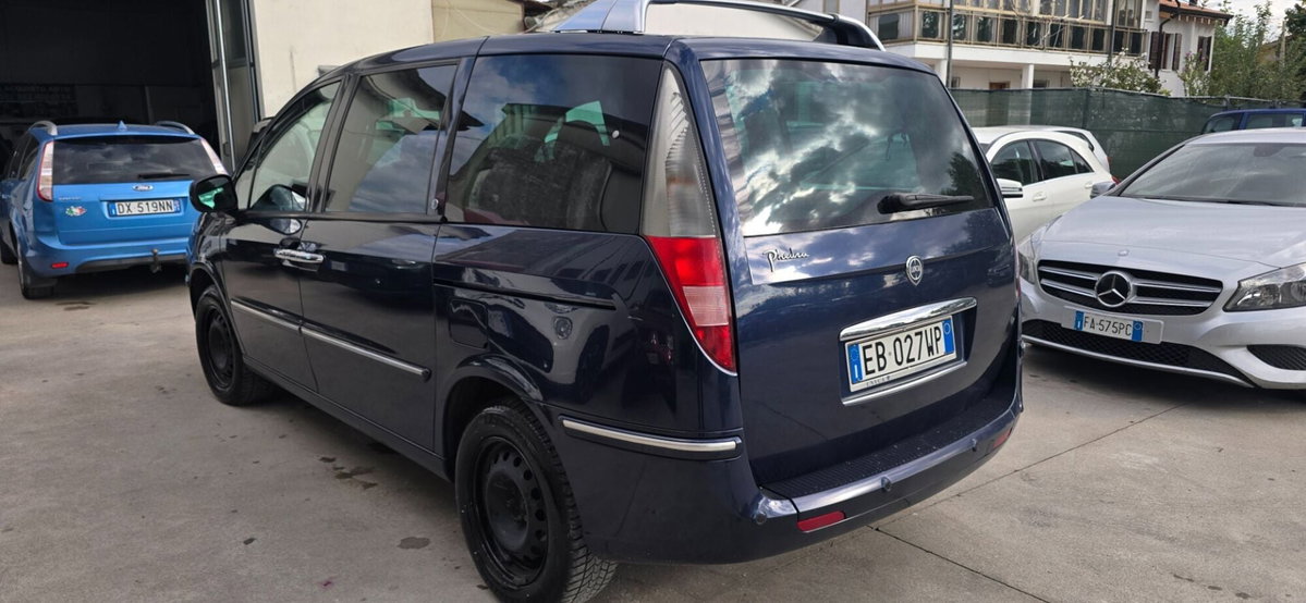 Lancia Phedra MJT 136 CV Oro Plus (9)