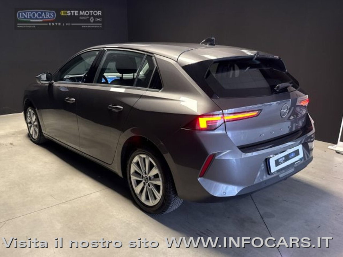 Opel Astra 1.5 Turbo Diesel 130 CV Edition (2)