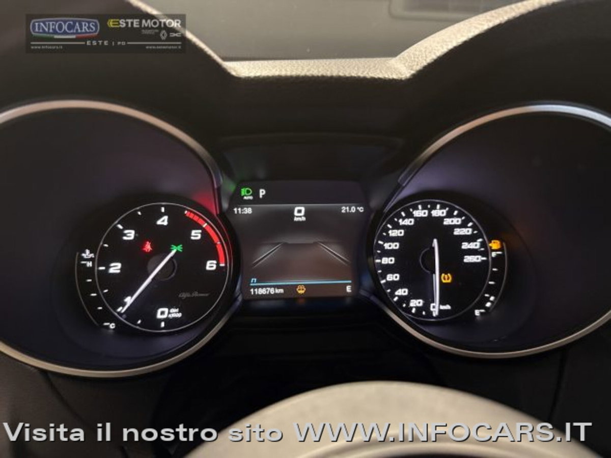 Alfa Romeo Stelvio Stelvio 2.2 Turbodiesel 190 CV AT8 Q4 Super Business (13)