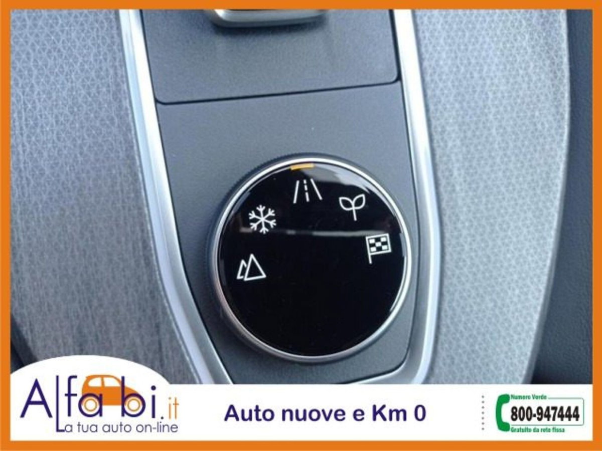 Nissan Qashqai 1.3 mhev Tekna 4wd 158cv xtronic (19)