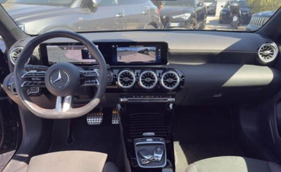 Mercedes-Benz Classe A 200 d AMG Line Premium Plus auto (10)