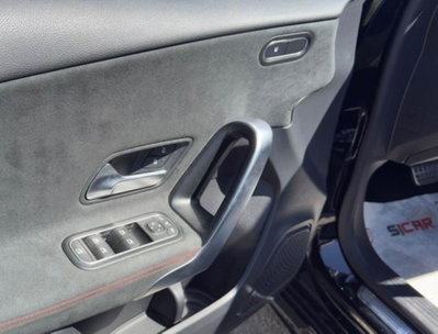 Mercedes-Benz Classe A 200 d AMG Line Premium Plus auto (12)