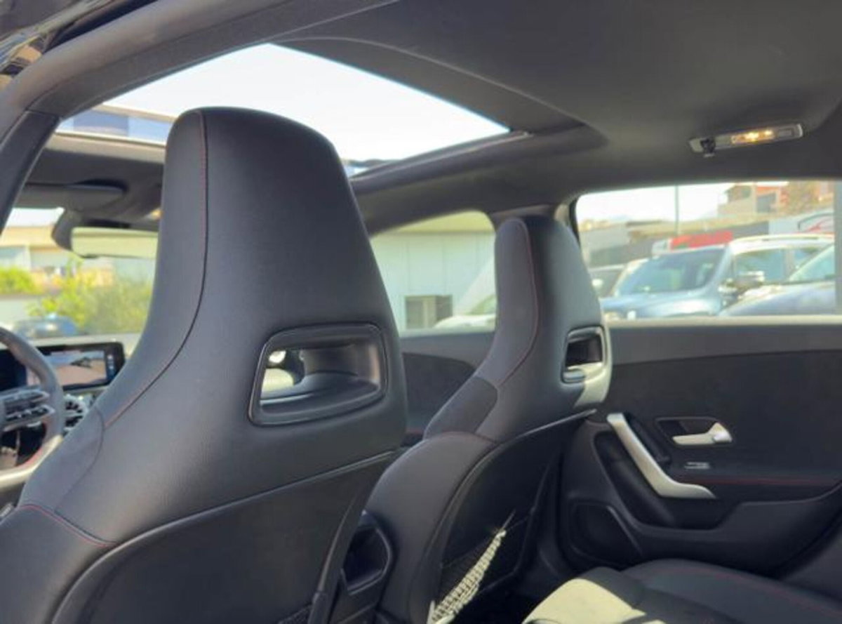 Mercedes-Benz Classe A 200 d AMG Line Premium Plus auto (18)