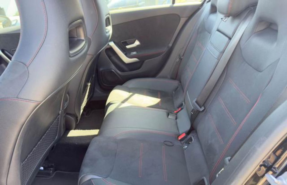 Mercedes-Benz Classe A 200 d AMG Line Premium Plus auto (19)