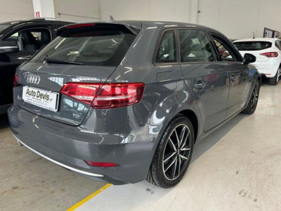 Audi A3 1.6 TDI 116 CV S tronic Business (6)