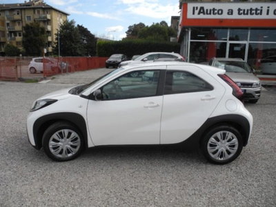 Toyota Aygo X 1.0 VVT-i 72 CV 5p. Undercover S-CVT (2)