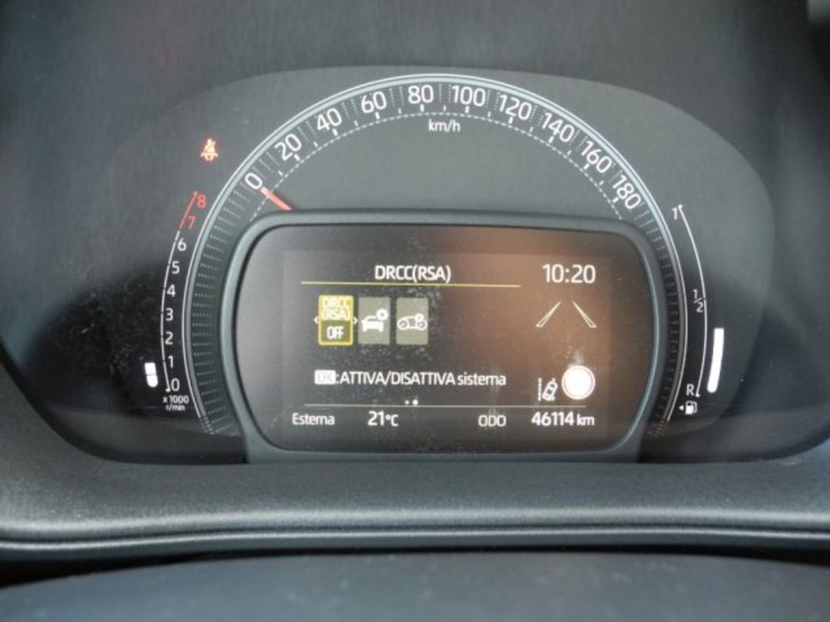 Toyota Aygo X 1.0 VVT-i 72 CV 5p. Undercover S-CVT (20)