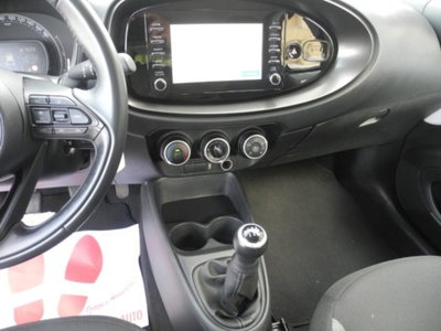 Toyota Aygo X 1.0 VVT-i 72 CV 5p. Undercover S-CVT (8)