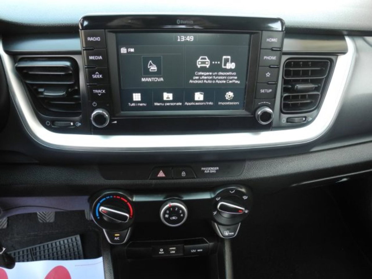Kia Stonic 1.6 CRDi 110 CV Urban (18)