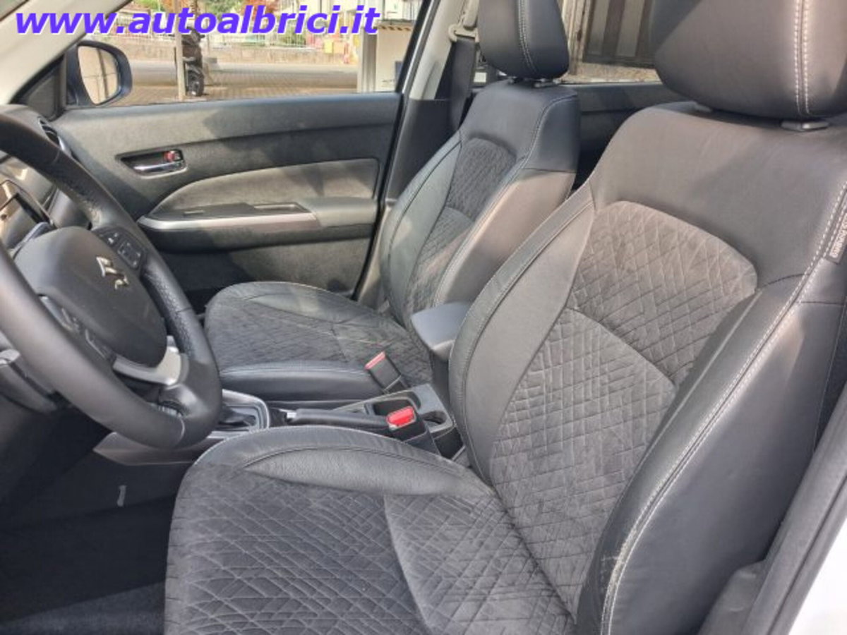 Suzuki Vitara 1.4 Hybrid Starview (16)