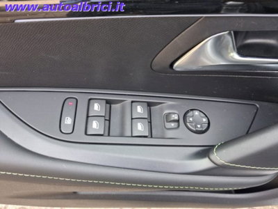 Peugeot 208 51 kWh GT (12)