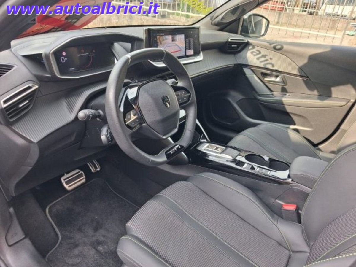 Peugeot 208 51 kWh GT (13)