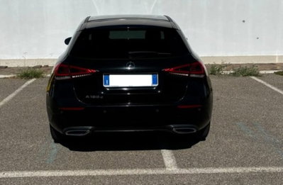 Mercedes-Benz Classe A Sedan 180 d Automatic 4p. Premium (2)