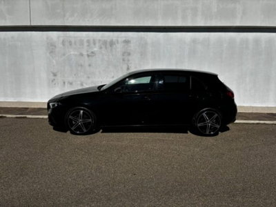 Mercedes-Benz Classe A Sedan 180 d Automatic 4p. Premium (4)