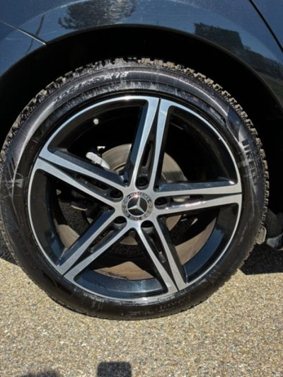 Mercedes-Benz Classe A Sedan 180 d Automatic 4p. Premium (5)