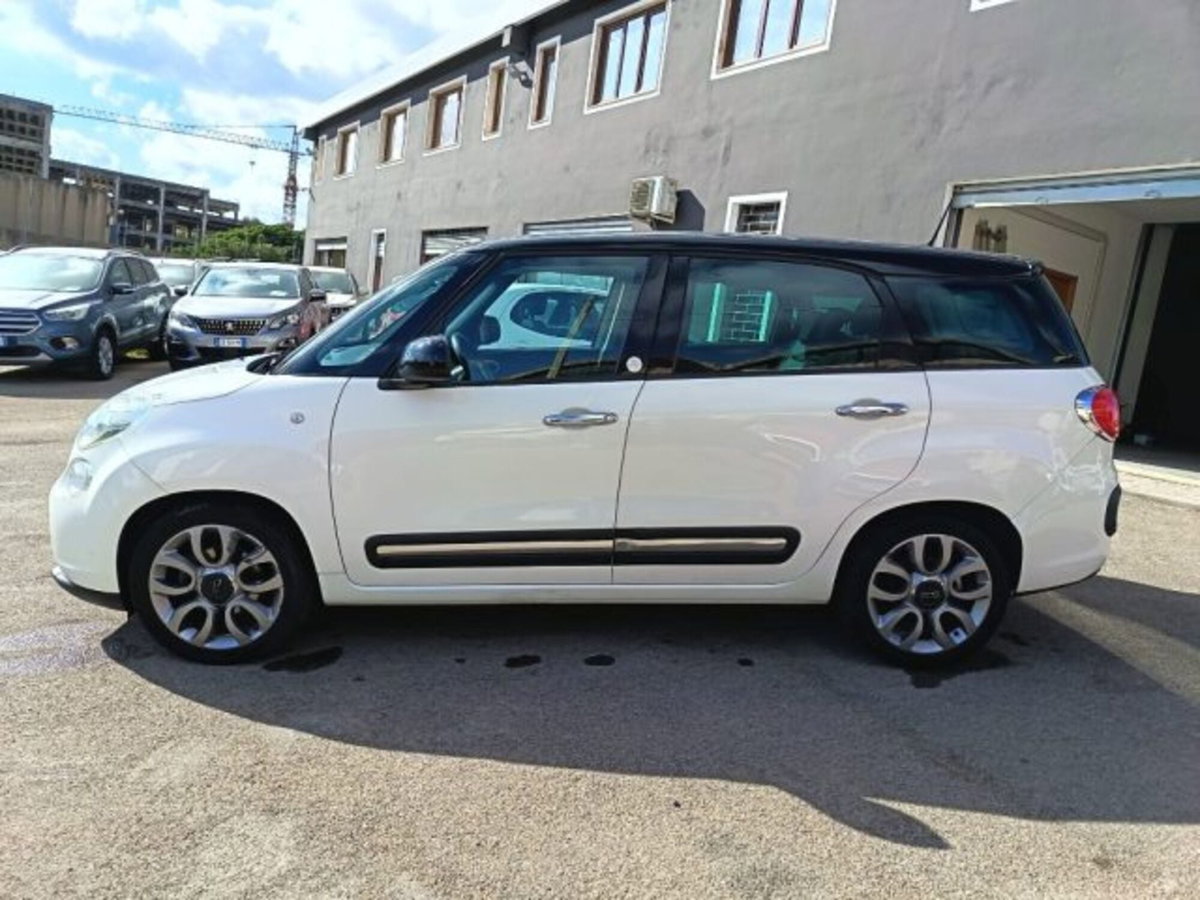 Fiat 500L Living 1.6 Multijet 105 CV Lounge (4)