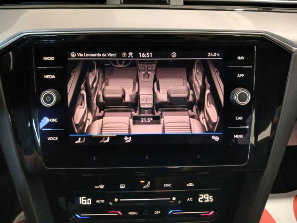 Volkswagen Passat Variant 2.0 TDI SCR 122 CV EVO DSG Business (12)