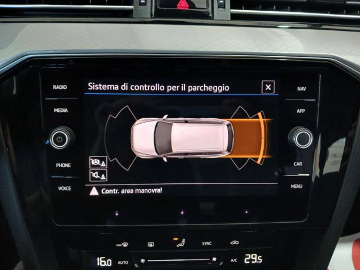 Volkswagen Passat Variant 2.0 TDI SCR 122 CV EVO DSG Business (13)