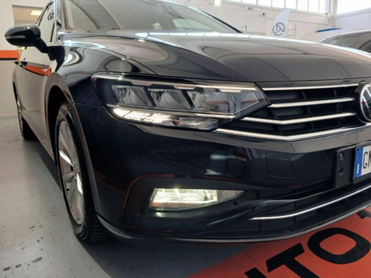 Volkswagen Passat Variant 2.0 TDI SCR 122 CV EVO DSG Business (17)
