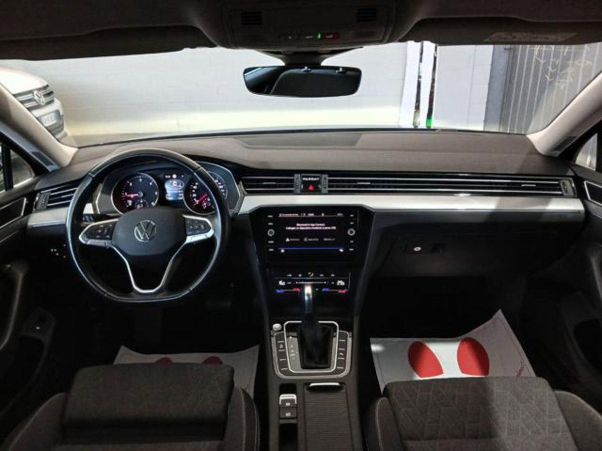 Volkswagen Passat Variant 2.0 TDI SCR 122 CV EVO DSG Business (7)