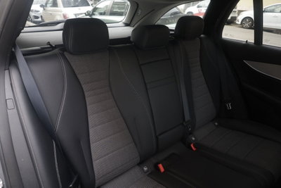 Mercedes-Benz Classe E Station Wagon 220 d Mild hybrid 4Matic Auto Premium Plus (14)