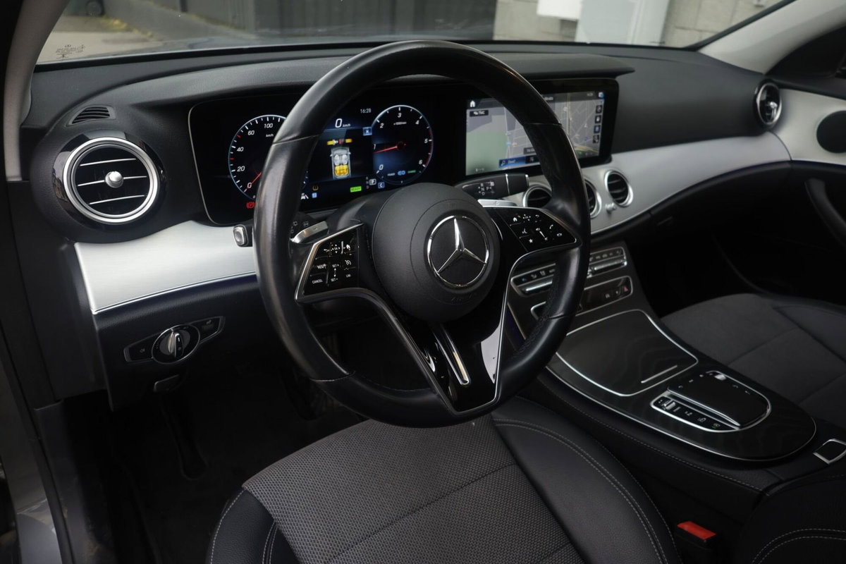 Mercedes-Benz Classe E Station Wagon 220 d Mild hybrid 4Matic Auto Premium Plus (16)