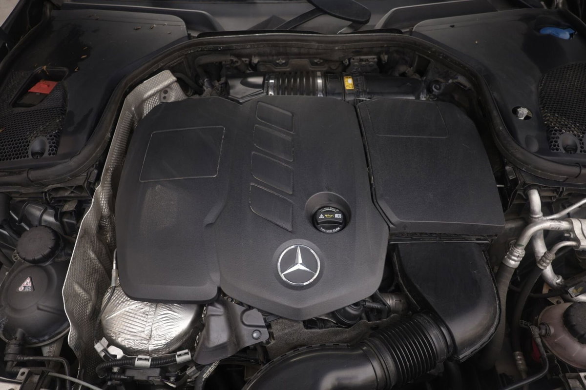 Mercedes-Benz Classe E Station Wagon 220 d Mild hybrid 4Matic Auto Premium Plus (20)