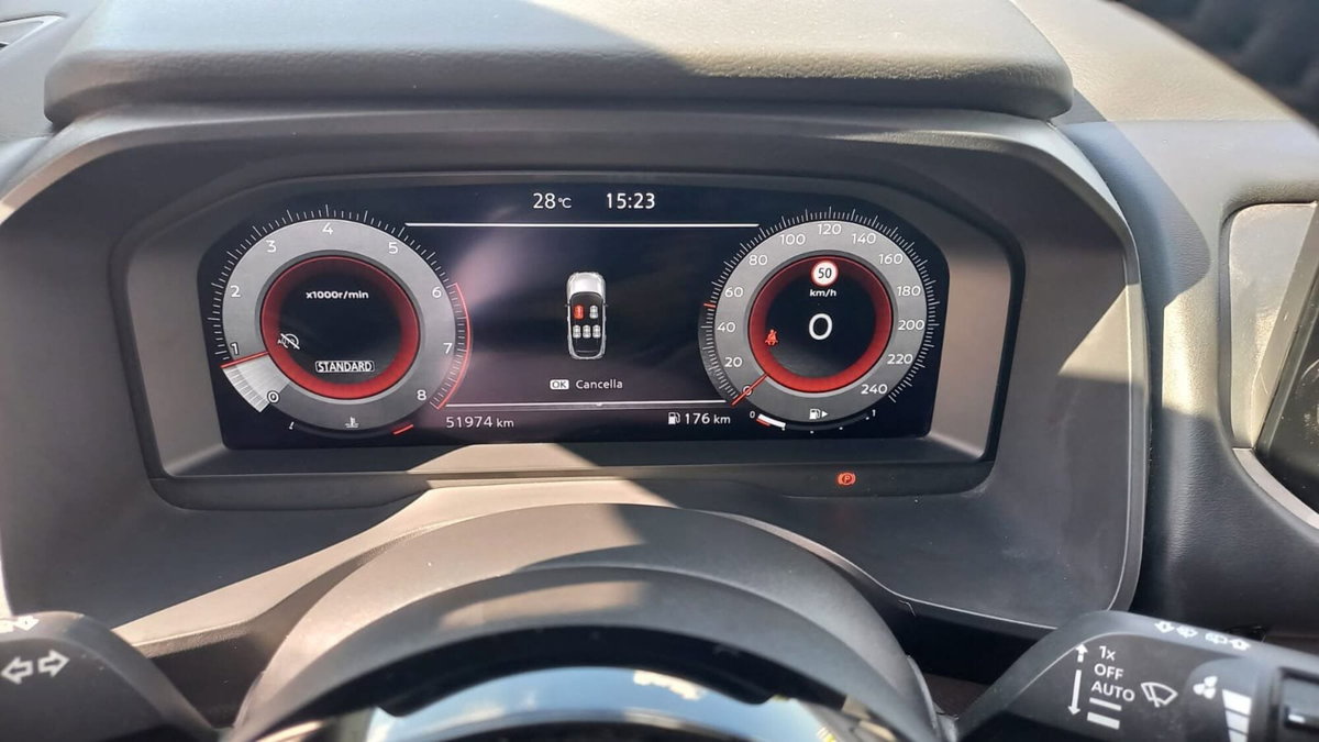 Nissan Qashqai 1.3 mhev N-Connecta 2wd 140cv (6)