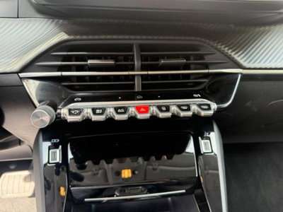 Peugeot 208 1.2 hybrid Active 100cv e-dcs 6 (17)