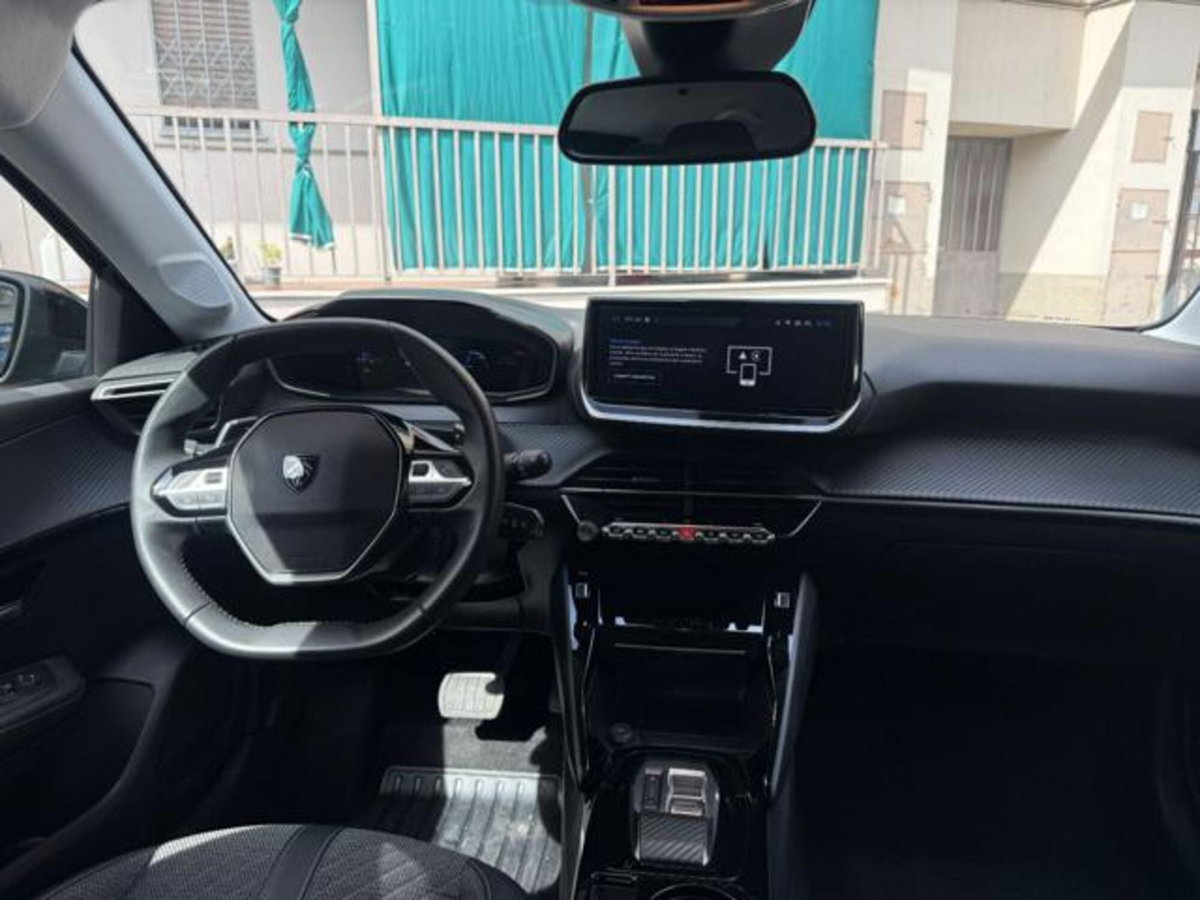 Peugeot 208 1.2 hybrid Active 100cv e-dcs 6 (8)