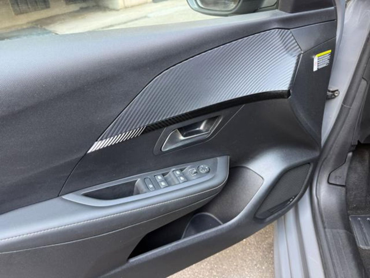Peugeot 208 1.2 hybrid Active 100cv e-dcs 6 (13)