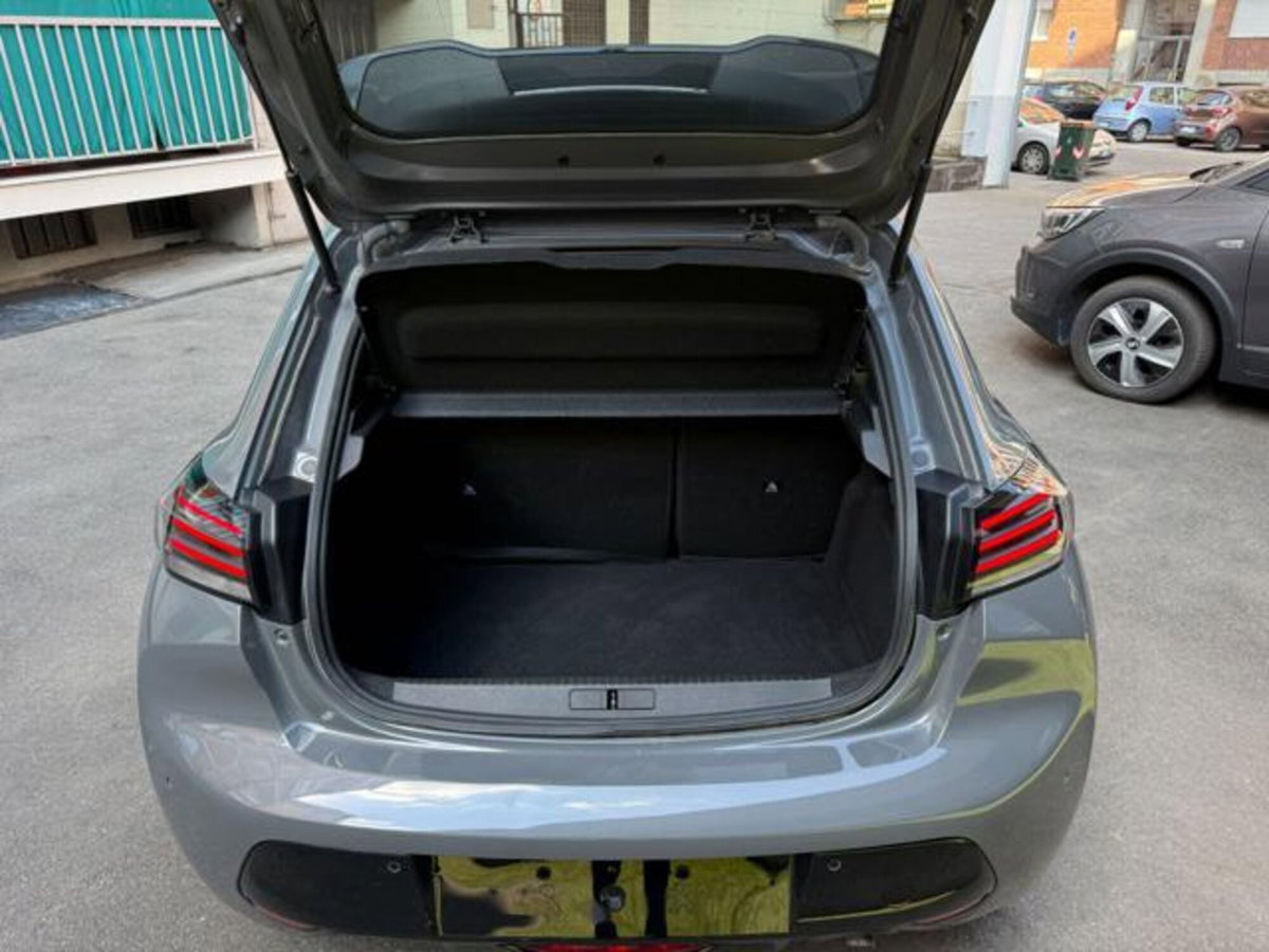 Peugeot 208 1.2 hybrid Active 100cv e-dcs 6 (18)