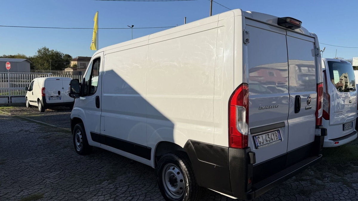 Fiat Ducato Furgone Vetrato 33 MH2 2.2 mjt3 140cv  serie 9 (3)