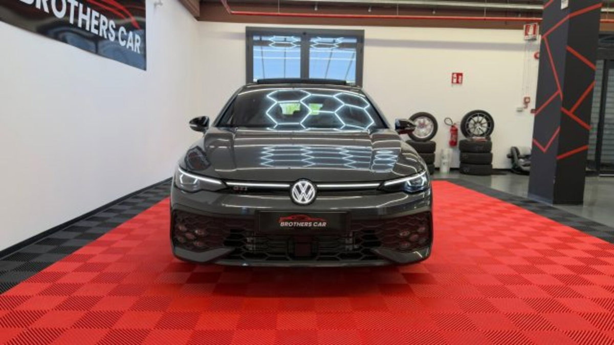 Volkswagen Golf 2.0 tsi GTI 265cv dsg (2)