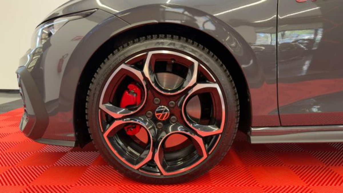 Volkswagen Golf 2.0 tsi GTI 265cv dsg (8)