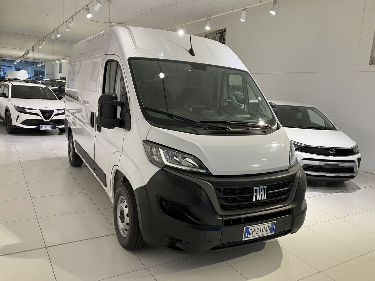 Fiat Ducato Furgone maxi 35 LH2 2.2 mjt3 140cv serie 9 (3)