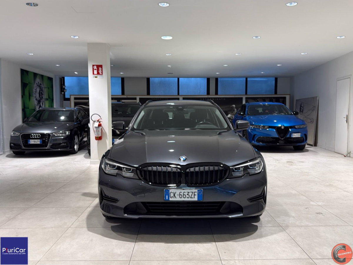 BMW Serie 3 Touring 318d  mhev 48V auto (17)