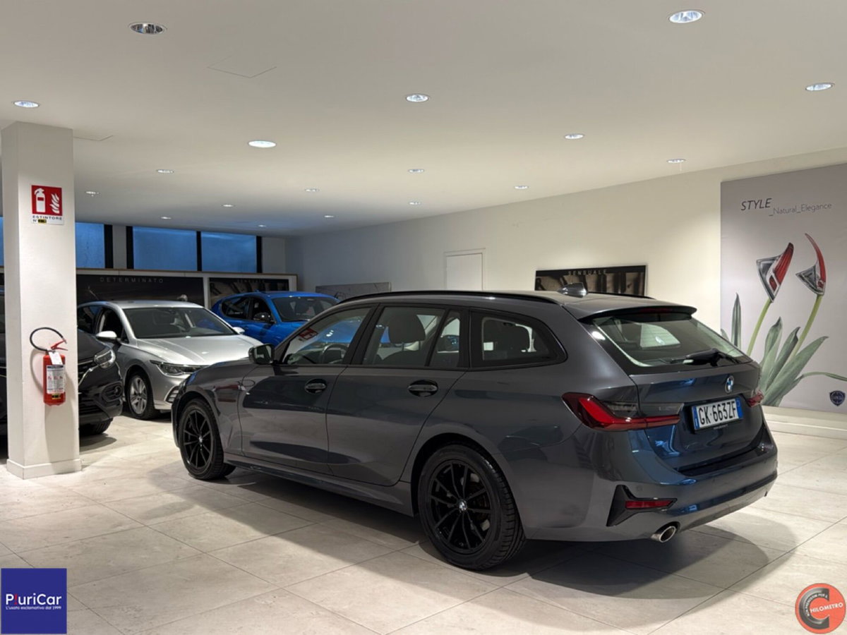 BMW Serie 3 Touring 318d  mhev 48V auto (6)