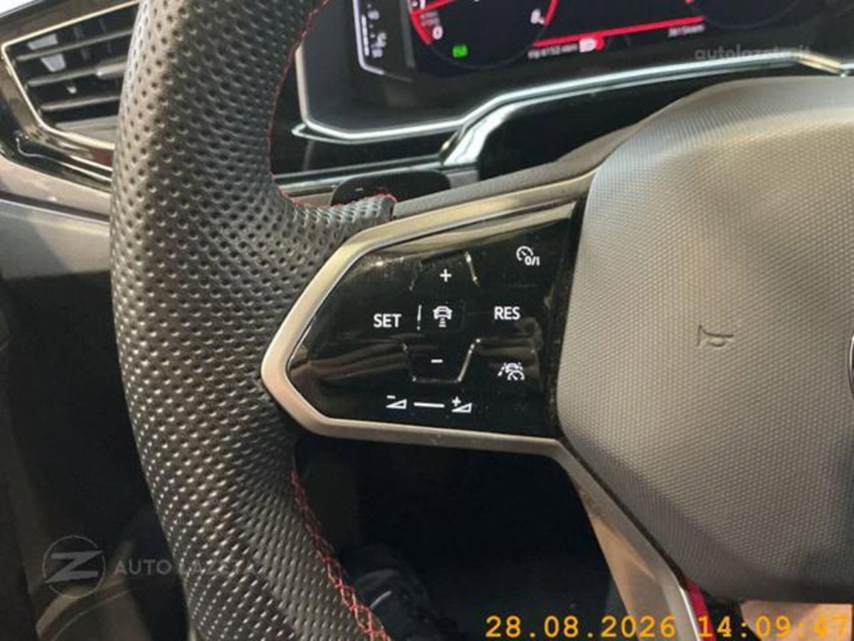 Volkswagen Polo 2.0 tsi GTI dsg (12)