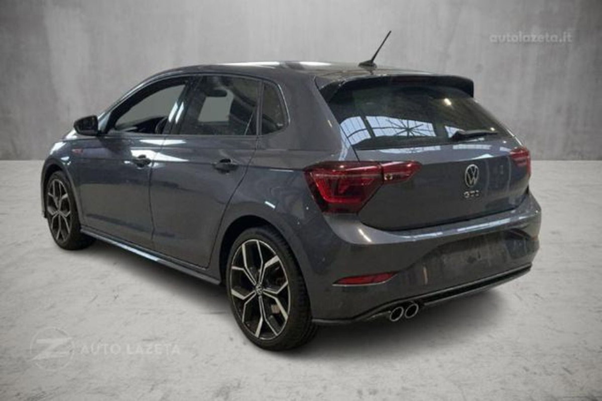 Volkswagen Polo 2.0 tsi GTI dsg (3)